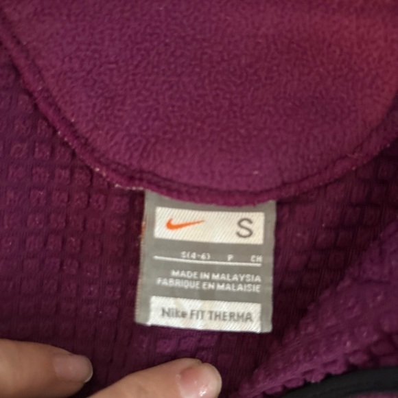 Nike Fit Thermal Full zip Athletic Jacket with finger holes - Picture 4 of 10